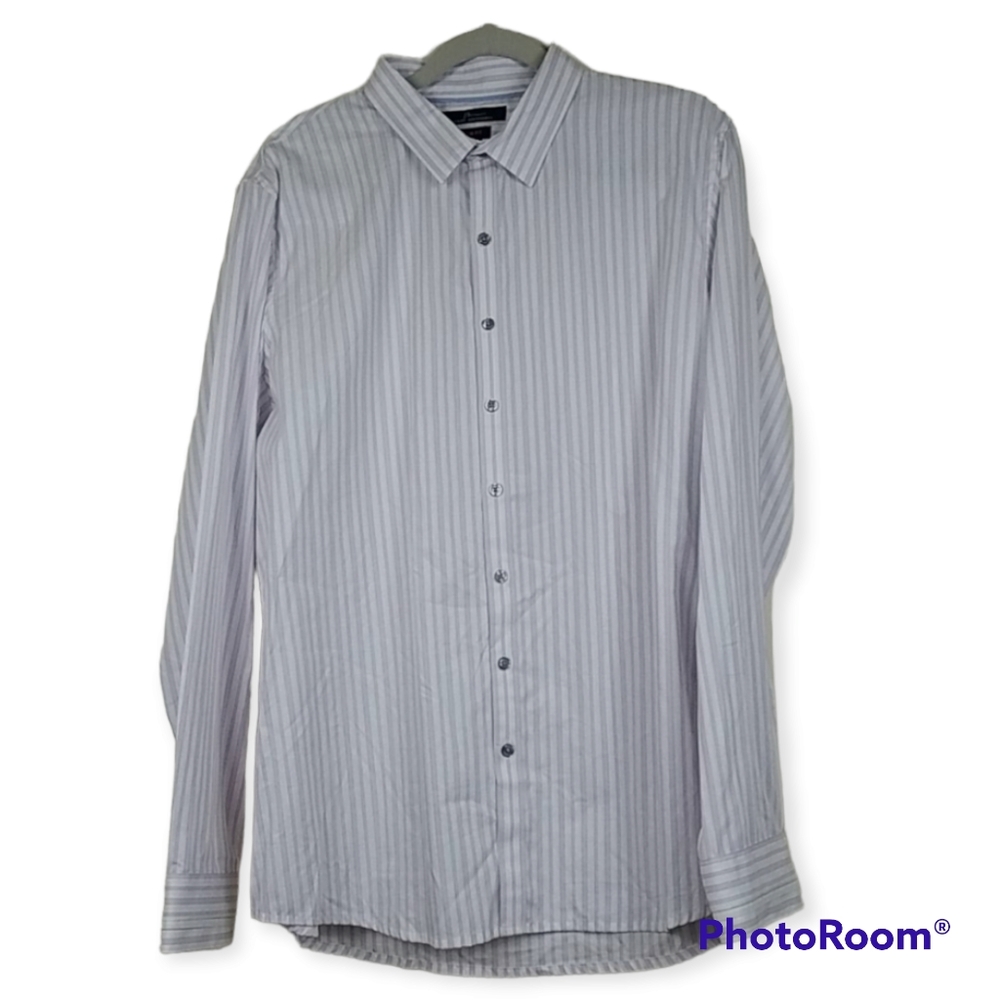 Marc Anthony slim fit long sleeved button down shirt size XL